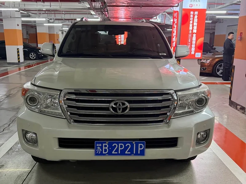 Toyota Land Cruiser (Imported) — фото 2