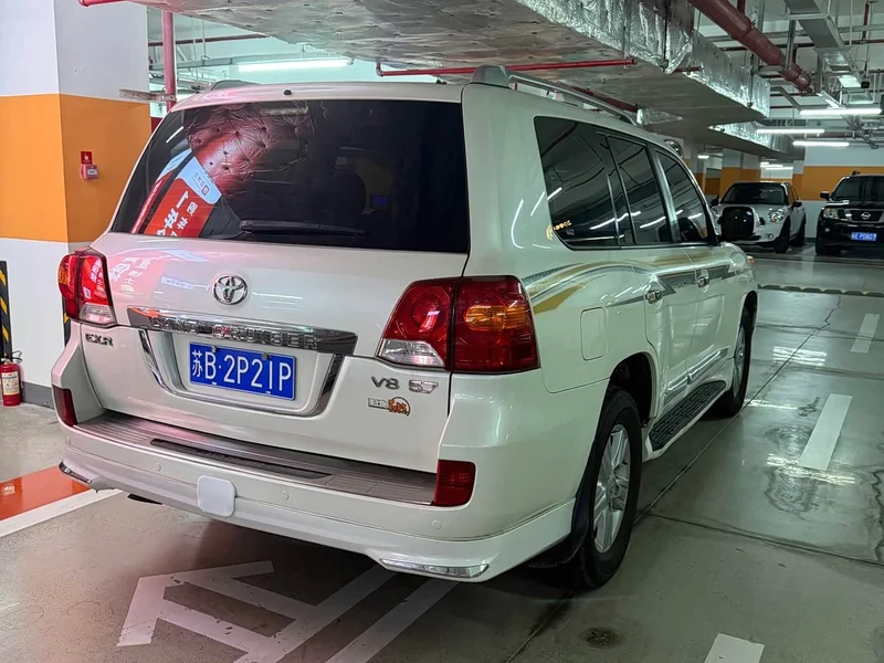 Toyota Land Cruiser (Imported) — фото 4