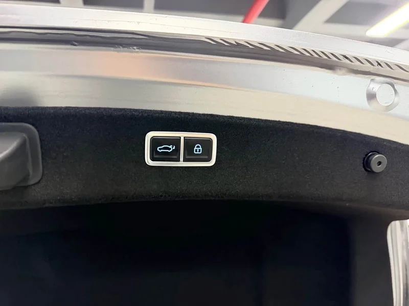 Genesis Electric G80 — фото 24