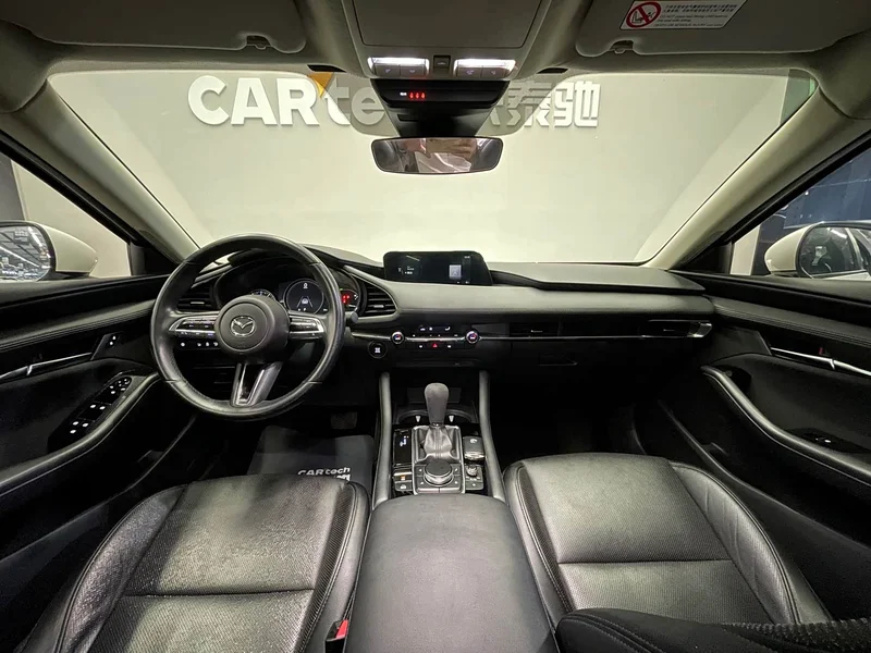 Mazda 3 Axela — фото 9