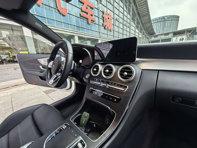 Mercedes-Benz C-Class (Imported) — фото 13