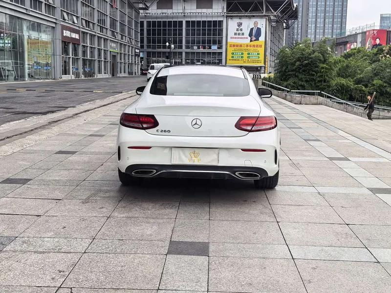 Mercedes-Benz C-Class (Imported) — фото 17