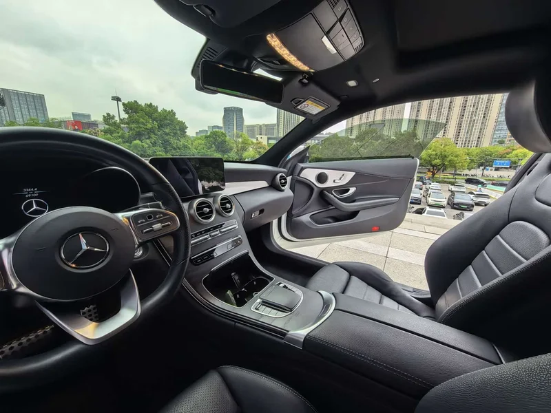 Mercedes-Benz C-Class (Imported) — фото 9