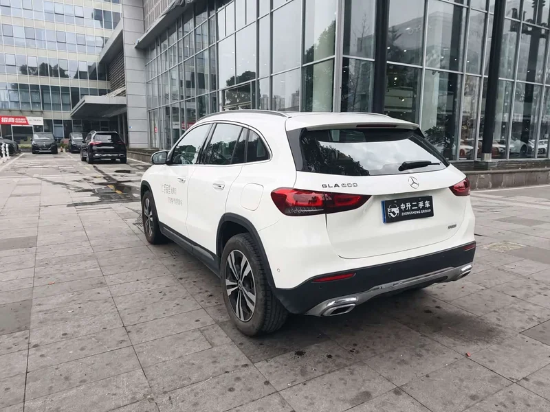 Mercedes-Benz GLA — фото 15
