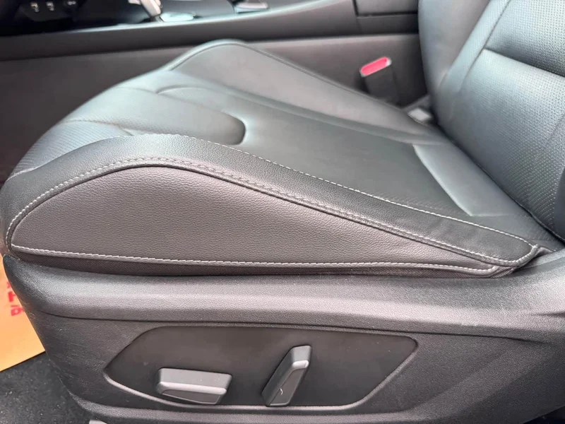 Hyundai Elantra — фото 13