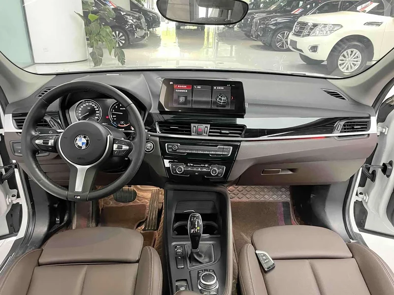 BMW X1 — фото 4