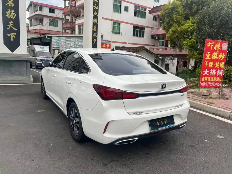 Changan Eado — фото 7
