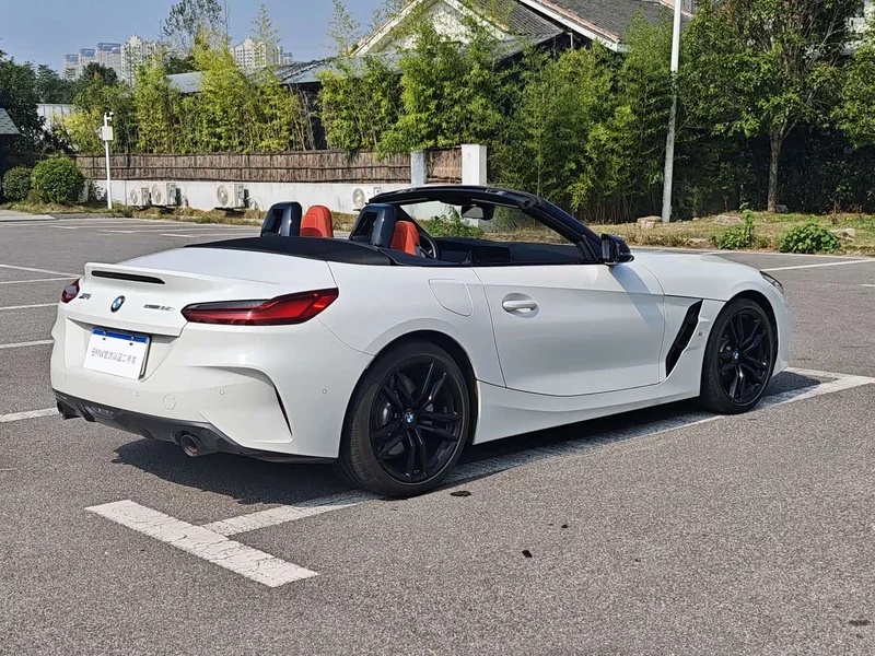 BMW Z4 — фото 9