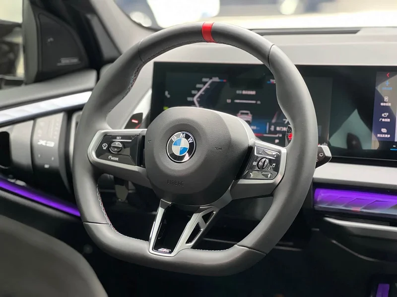 BMW X3 M50 — фото 14