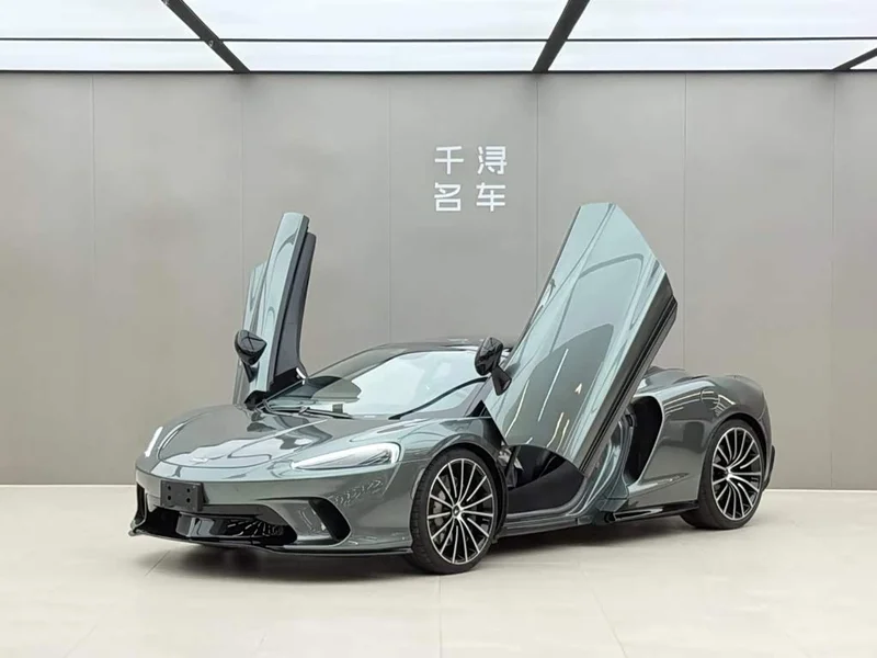 McLaren GT — фото 1