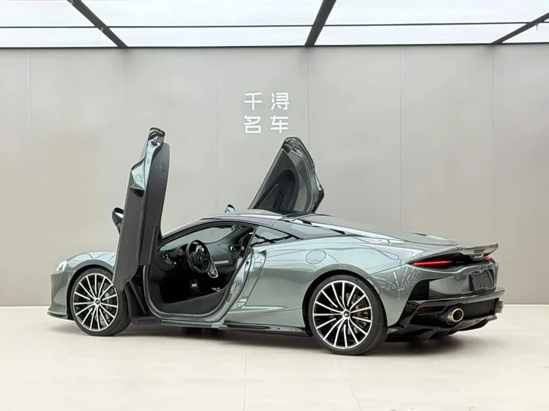McLaren GT — фото 12