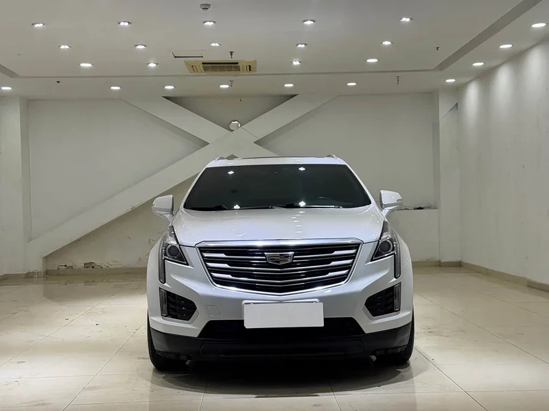 Cadillac XT5 — фото 2