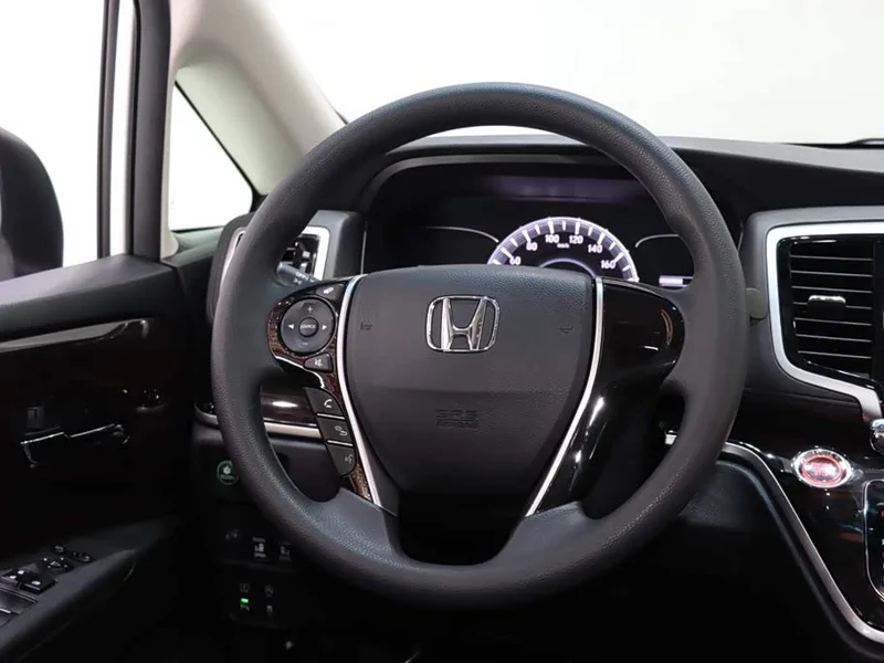 Honda Odyssey — фото 14