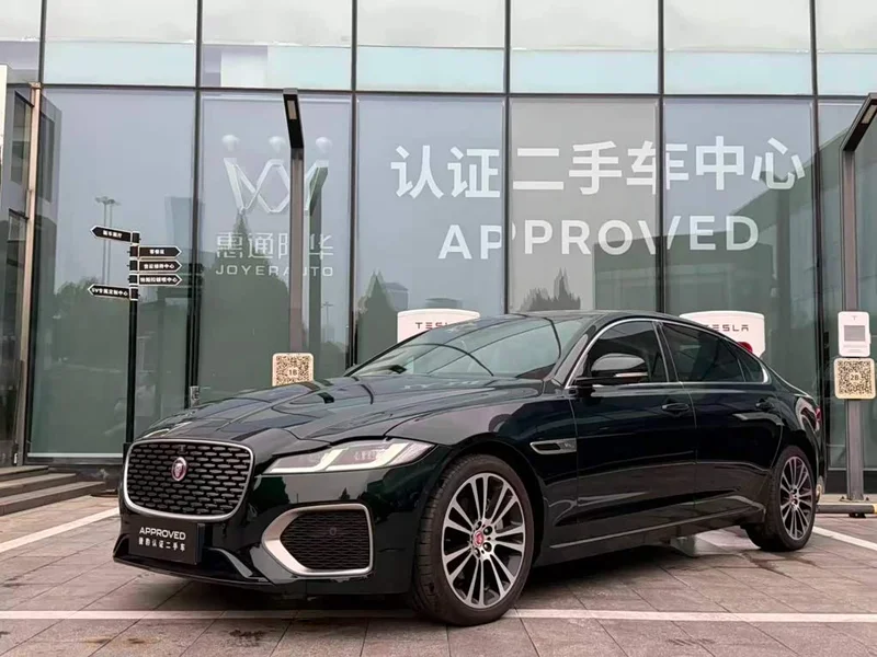 Jaguar XFL — фото 1