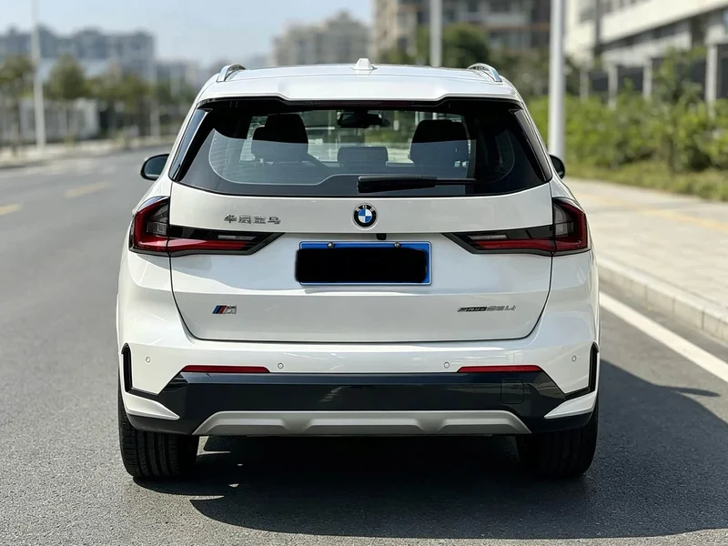 BMW X1 — фото 13