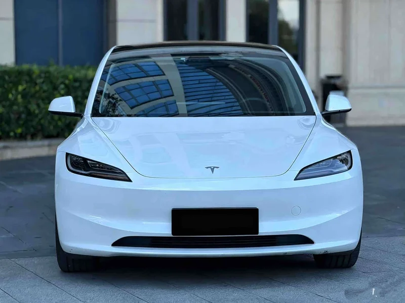 Tesla Model 3 — фото 2