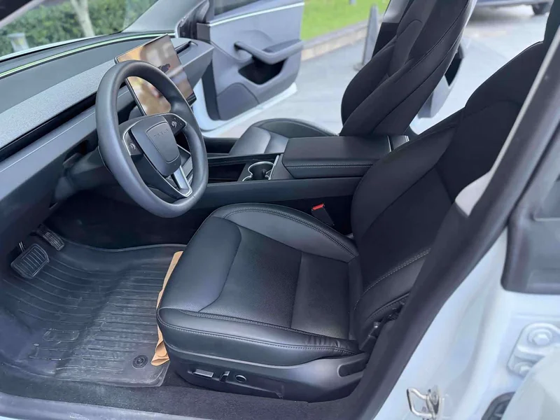 Tesla Model 3 — фото 4