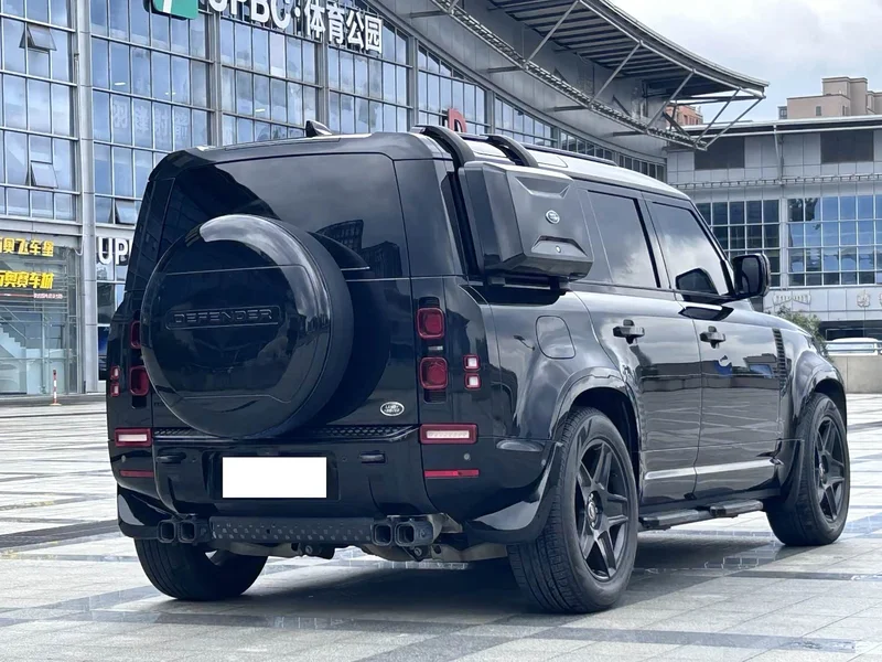 Land Rover Defender — фото 6