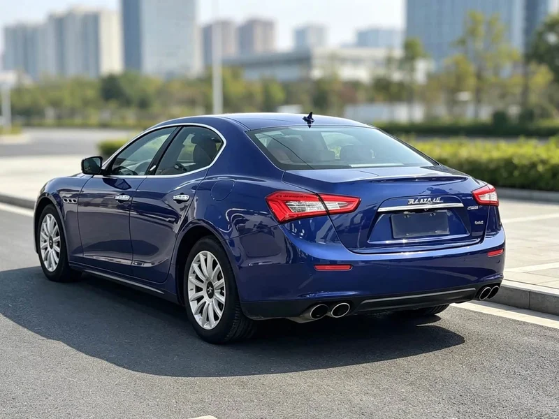 Maserati Ghibli — фото 13