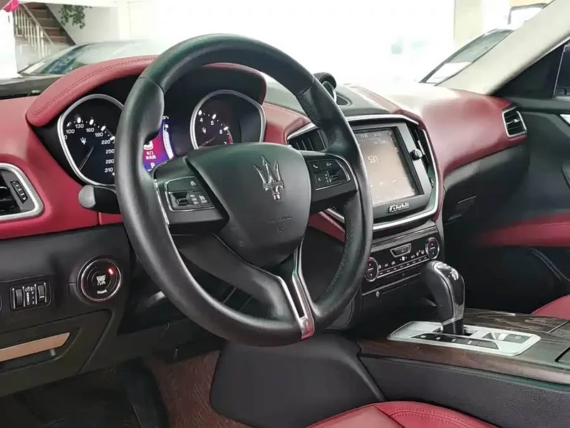 Maserati Ghibli — фото 8