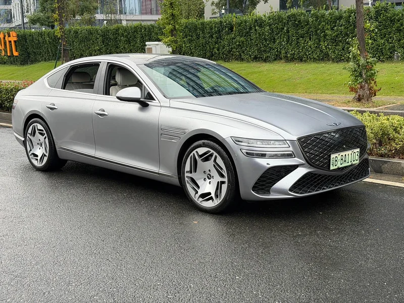 Genesis Electric G80 — фото 14