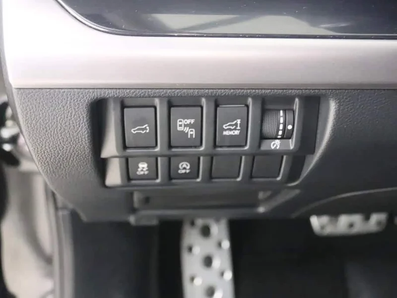 Subaru Outback — фото 17