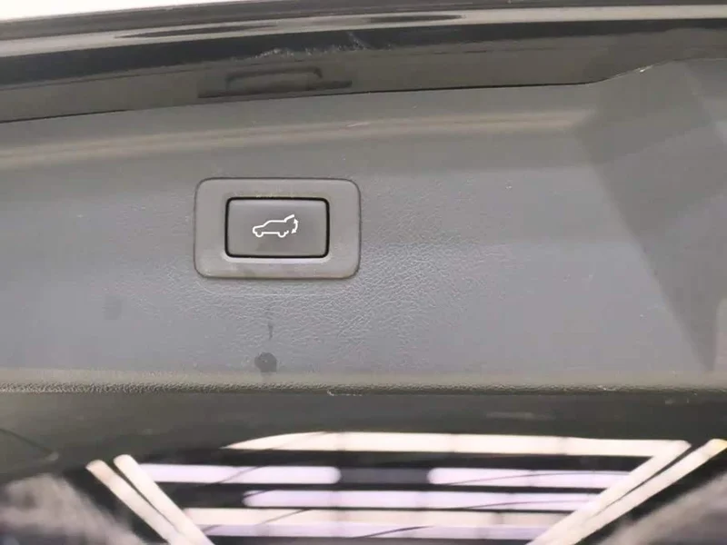 Subaru Outback — фото 22