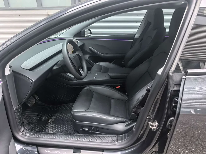 Tesla Model 3 — фото 13