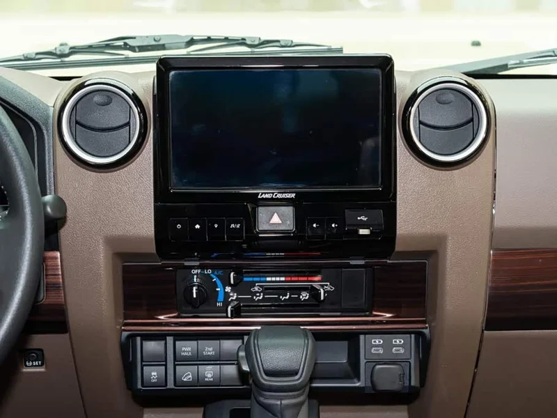 Toyota Land Cruiser (Imported) — фото 13