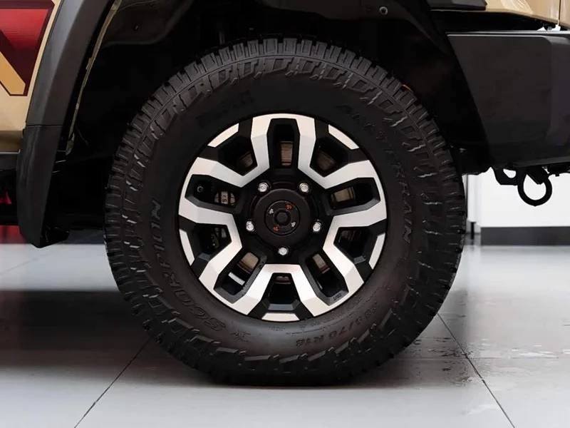 Toyota Land Cruiser (Imported) — фото 18