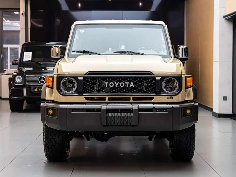Toyota Land Cruiser (Imported) — фото 2