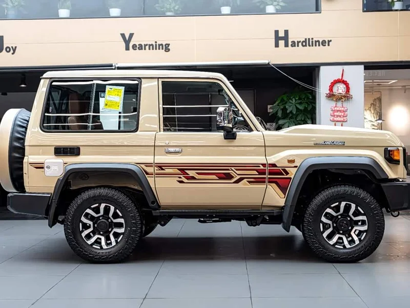 Toyota Land Cruiser (Imported) — фото 3