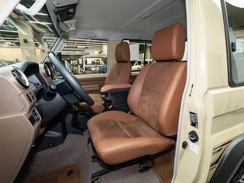 Toyota Land Cruiser (Imported) — фото 6