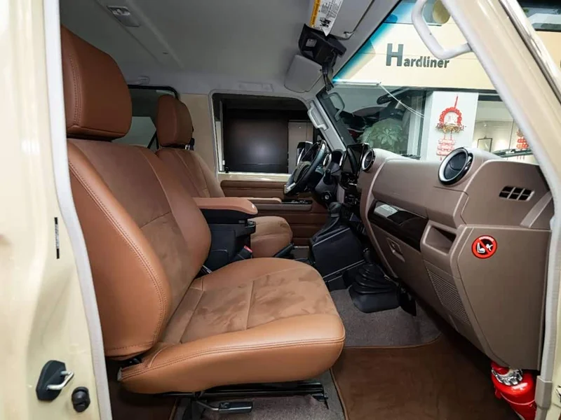 Toyota Land Cruiser (Imported) — фото 8