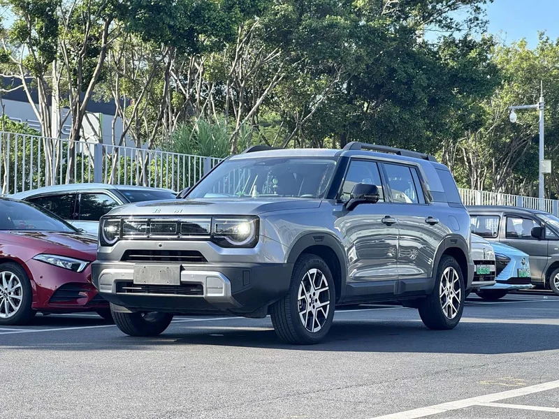 Beijing Off-road BJ30 — фото 1