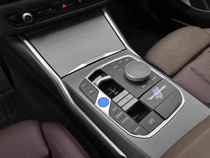 BMW i3 — фото 13