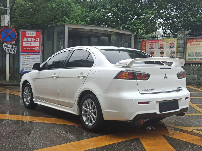Mitsubishi Lancer EX — фото 13