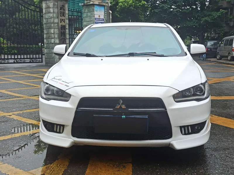 Mitsubishi Lancer EX — фото 2