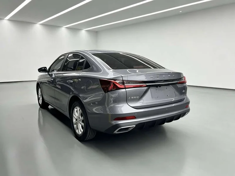 Roewe i5 — фото 10