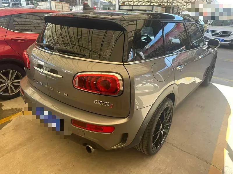 MINI CLUBMAN — фото 9