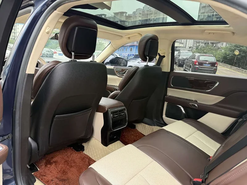 Lincoln Continental — фото 9