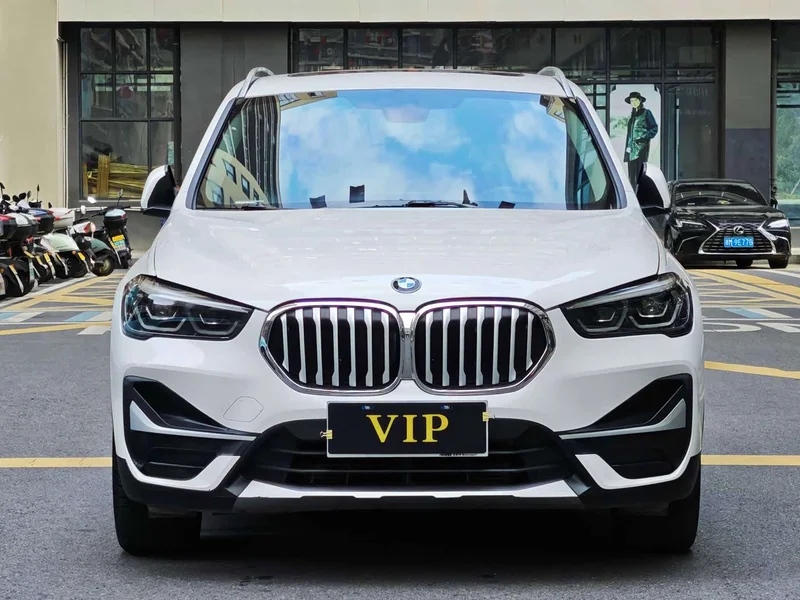 BMW X1 — фото 2