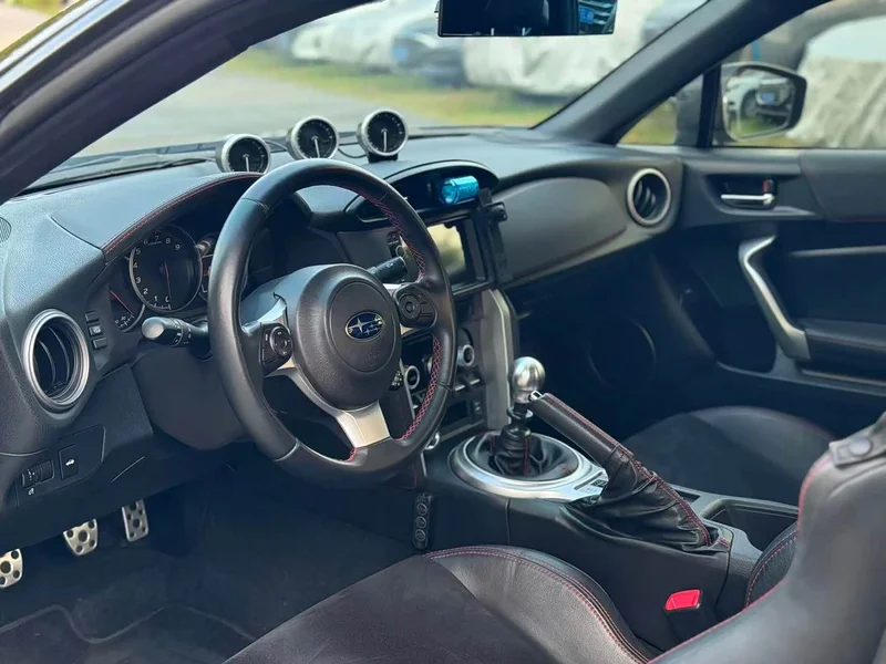 Subaru BRZ — фото 7