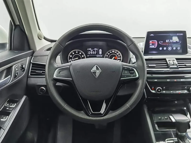Borgward BX5 — фото 11