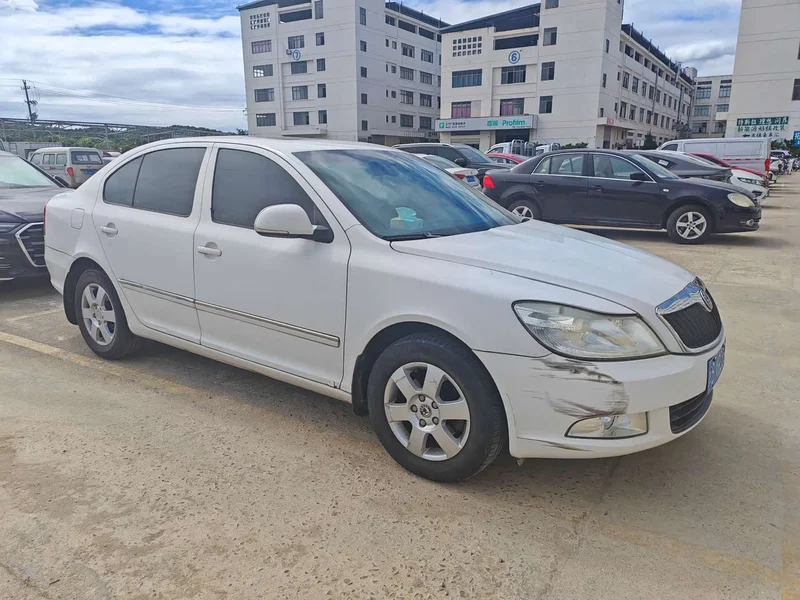Volkswagen Octavia — фото 6