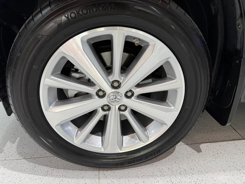 Toyota Highlander — фото 13