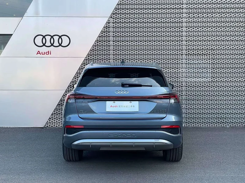 Audi Q4 e-tron — фото 5
