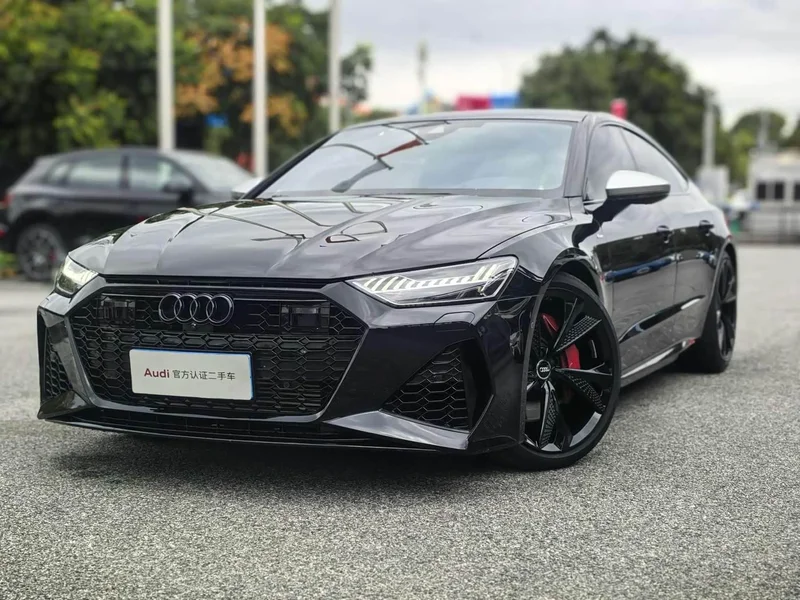 Audi A7 — фото 1