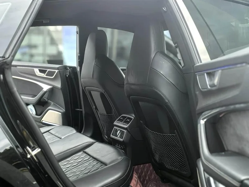 Audi A7 — фото 11