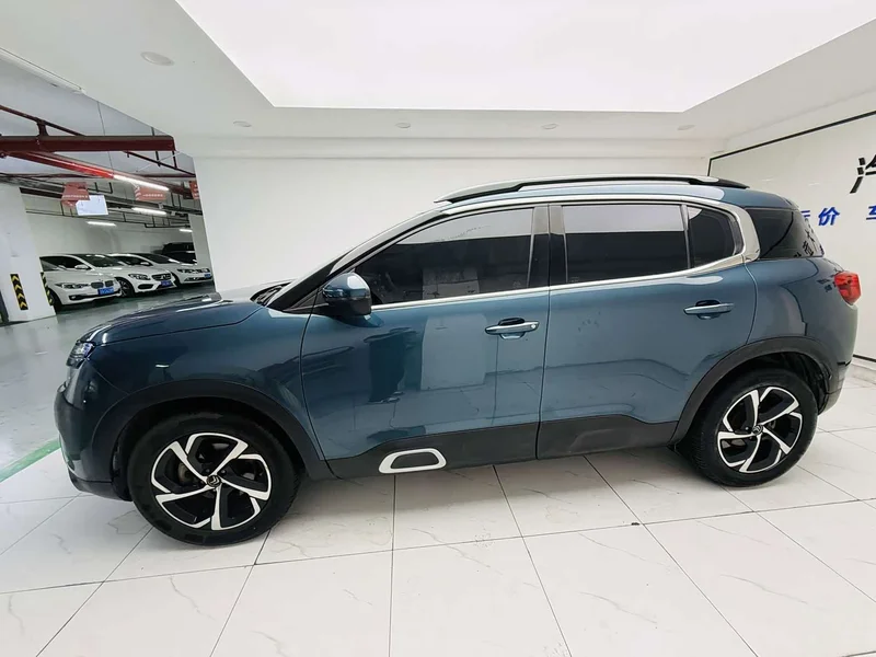 Peugeot C5 Aircross — фото 3